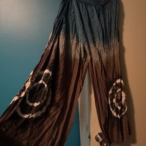 Fun Bo ho calf height pants